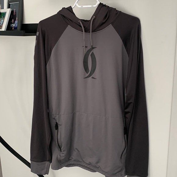 Cabela’s Instinct hoodie - Picture 1 of 3